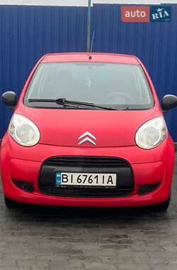 Хэтчбек Citroen C1 2011 в 