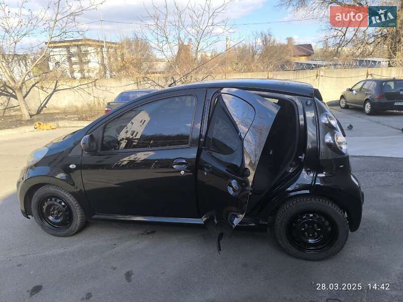 Хэтчбек Citroen C1 2012 в Киеве