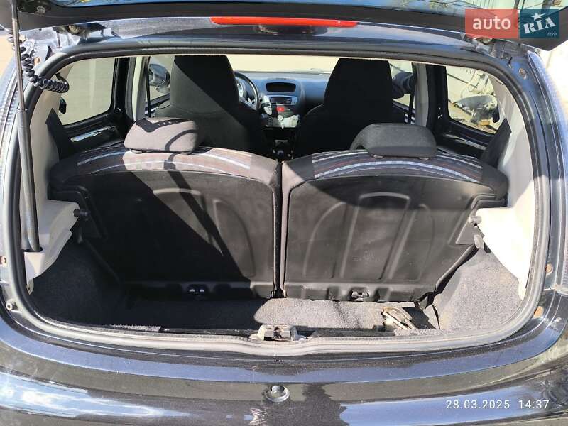 Хэтчбек Citroen C1 2012 в Киеве