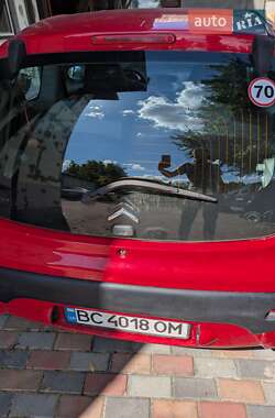 Хэтчбек Citroen C1 2006 в 
