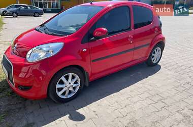 Хэтчбек Citroen C1 2011 в 