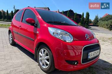 Хэтчбек Citroen C1 2011 в 