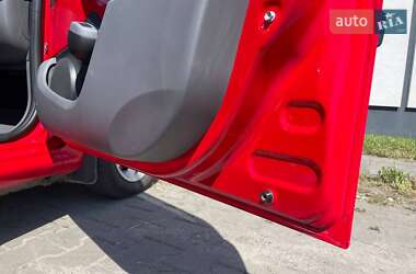 Хэтчбек Citroen C1 2011 в 