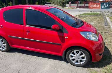 Хэтчбек Citroen C1 2011 в 