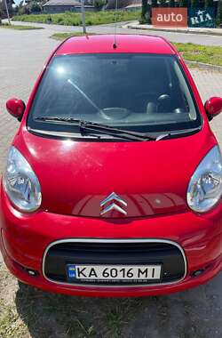 Хэтчбек Citroen C1 2011 в 