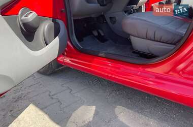 Хэтчбек Citroen C1 2011 в 