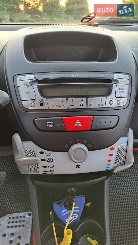 Хетчбек Citroen C1 2012 в Хмельницькому