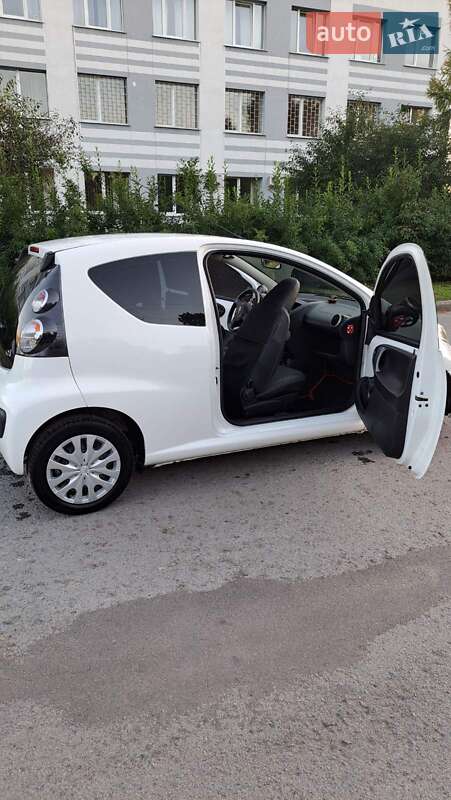 Хетчбек Citroen C1 2012 в Хмельницькому