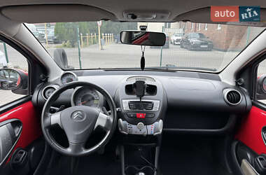 Хэтчбек Citroen C1 2013 в 