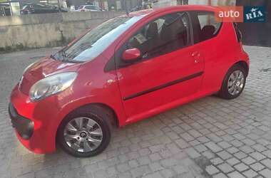 Хэтчбек Citroen C1 2008 в 