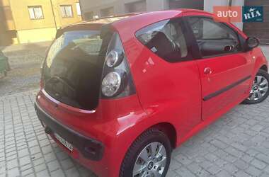Хэтчбек Citroen C1 2008 в 