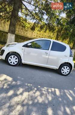 Хэтчбек Citroen C1 2012 в Хоросткове