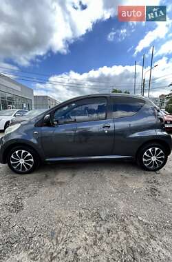 Хэтчбек Citroen C1 2009 в 