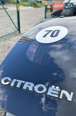 Хэтчбек Citroen C1 2009 в 