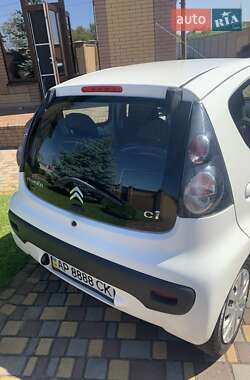 Хэтчбек Citroen C1 2014 в 