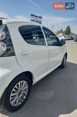 Хэтчбек Citroen C1 2013 в 