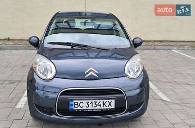 Хэтчбек Citroen C1 2011 в 