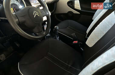 Хэтчбек Citroen C1 2013 в 