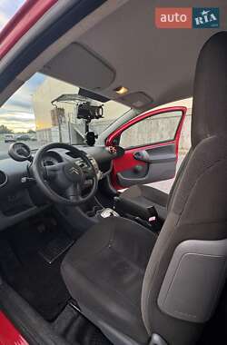 Хэтчбек Citroen C1 2006 в 