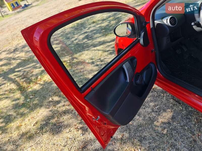 Хэтчбек Citroen C1 2013 в Днепре