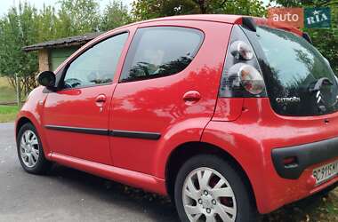 Хэтчбек Citroen C1 2010 в 
