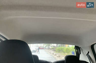 Хэтчбек Citroen C1 2013 в 