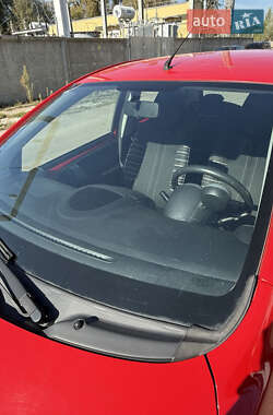 Хэтчбек Citroen C1 2012 в 