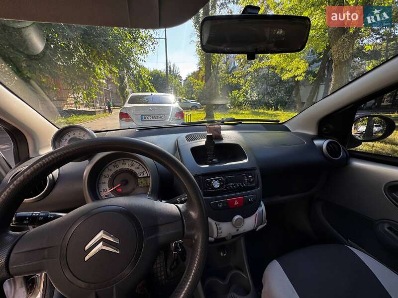 Хэтчбек Citroen C1 2008 в Киеве