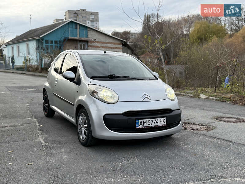 Хэтчбек Citroen C1 2008 в Звягеле фото 3 Хэтчбек Citroen C1 2008 в Звягеле