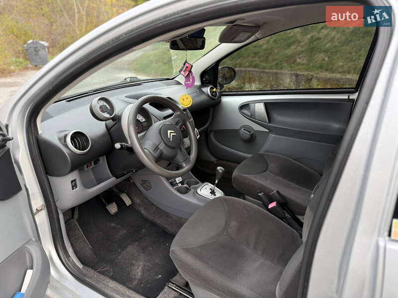 Хэтчбек Citroen C1 2008 в Звягеле фото 12 Хэтчбек Citroen C1 2008 в Звягеле