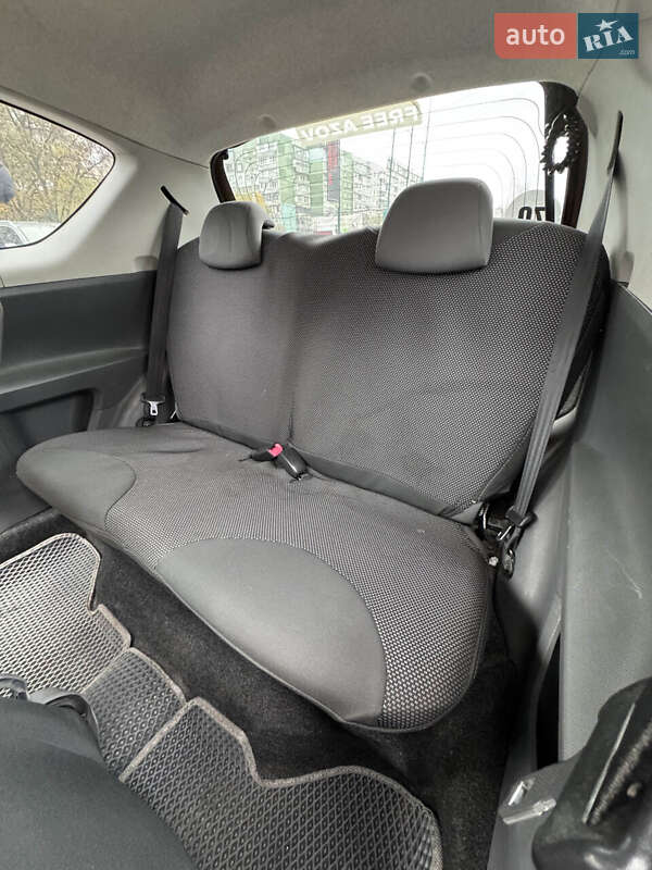 Хэтчбек Citroen C1 2009 в Сумах