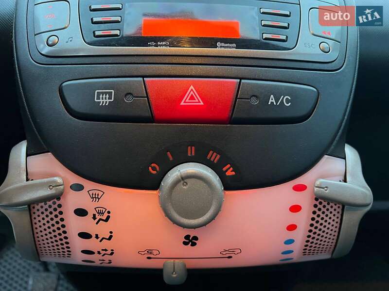 Хетчбек Citroen C1 2012 в Львові