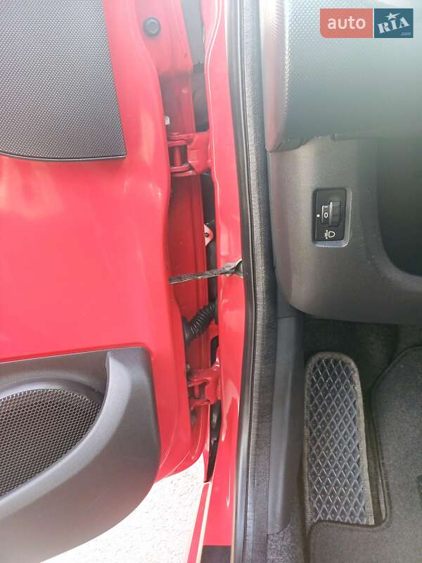 Хетчбек Citroen C1 2012 в Києві