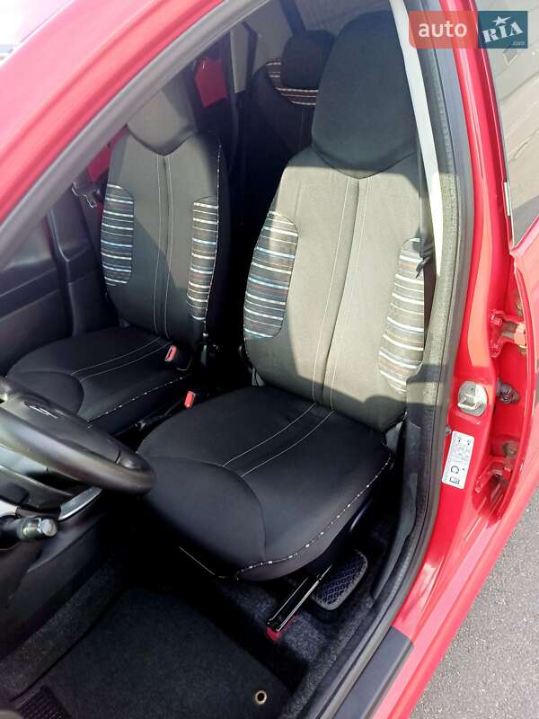 Хетчбек Citroen C1 2012 в Києві