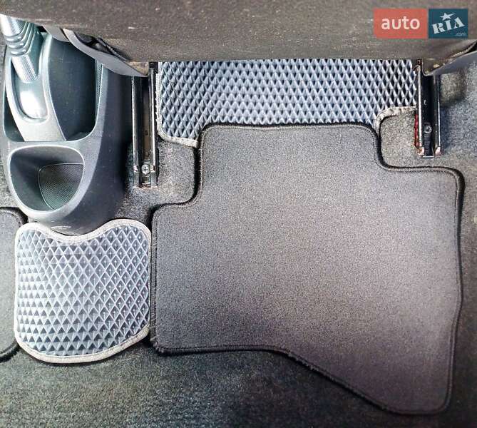 Хетчбек Citroen C1 2012 в Києві