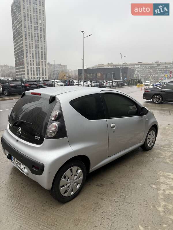 Хетчбек Citroen C1 2011 в Києві
