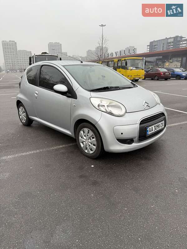 Хетчбек Citroen C1 2011 в Києві
