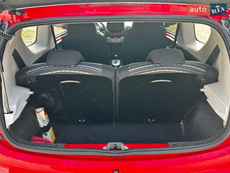 Хэтчбек Citroen C1 2012 в Киеве