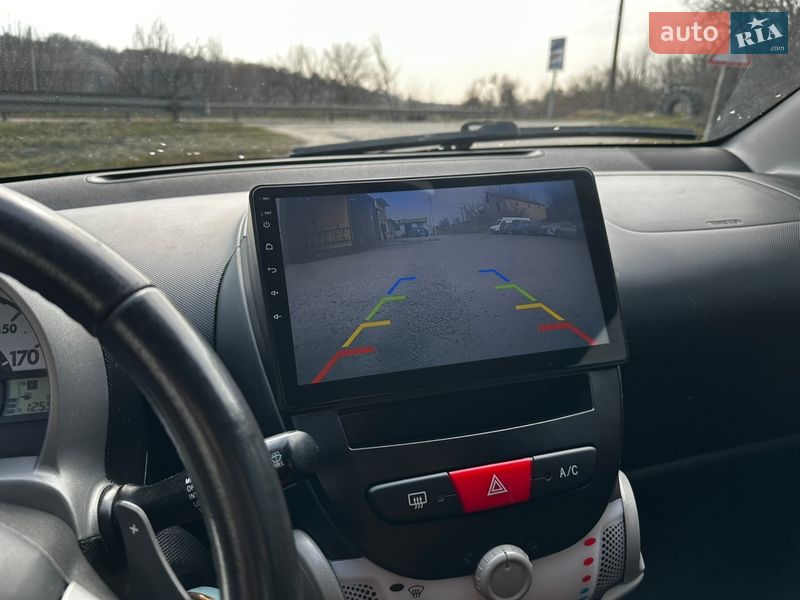 Хэтчбек Citroen C1 2012 в Киеве