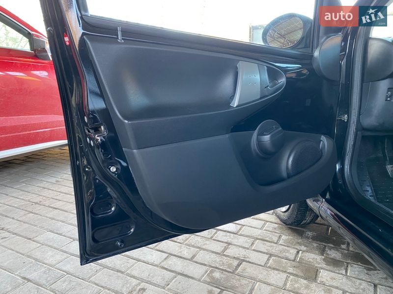 Хэтчбек Citroen C1 2012 в Харькове