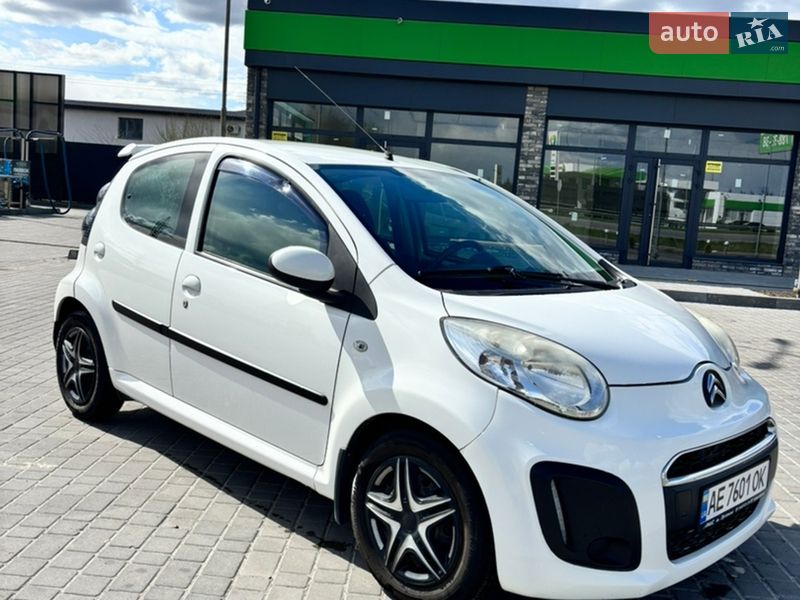 Хетчбек Citroen C1 2013 в Дніпрі