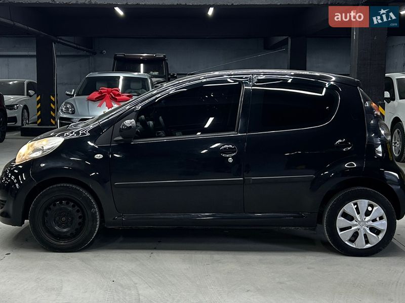 Хетчбек Citroen C1 2011 в Чернівцях фото 4 Хетчбек Citroen C1 2011 в Чернівцях