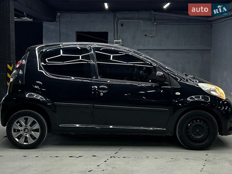 Хетчбек Citroen C1 2011 в Чернівцях фото 8 Хетчбек Citroen C1 2011 в Чернівцях