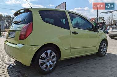 Хэтчбек Citroen C2 2005 в 