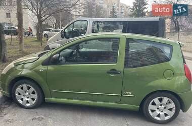 Хэтчбек Citroen C2 2005 в 