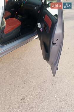 Хэтчбек Citroen C2 2003 в 