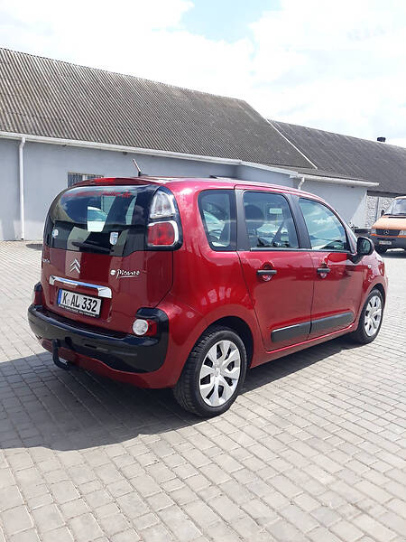 Хэтчбек Citroen C3 Picasso 2011 в Нововолынске
