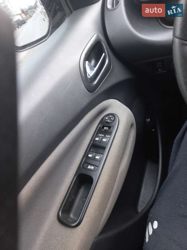 Мінівен Citroen C3 Picasso 2012 в Охтирці
