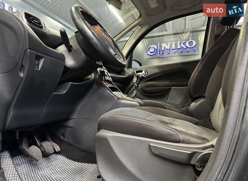 Мінівен Citroen C3 Picasso 2012 в Києві