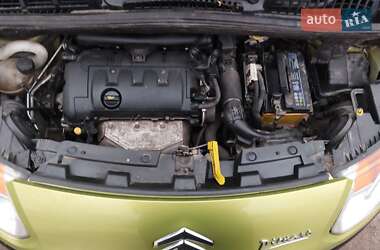 Минивэн Citroen C3 Picasso 2010 в 